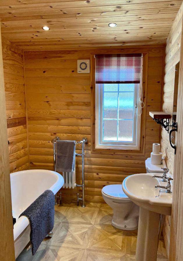 Eagle Lodge Newton on the Moor Екстериор снимка